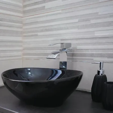Apartamento Crispi 78 *